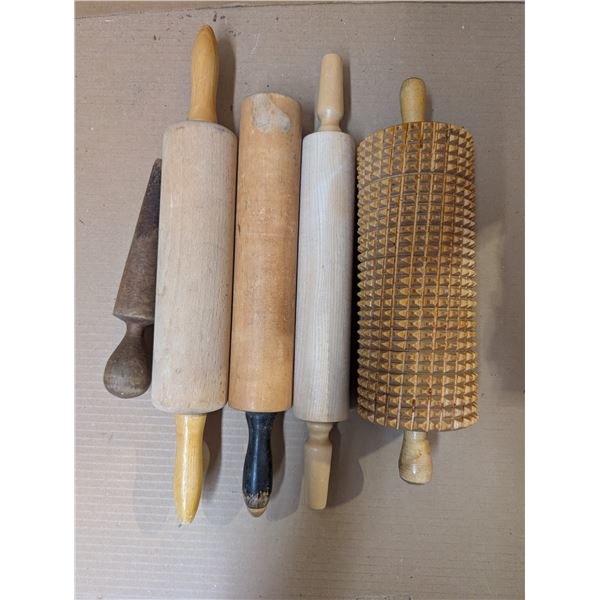 (4) Vintage Wooden Rolling Pins (1) Kruskal Vintage Rolling Pin and (1) Vintage Wooden Masher