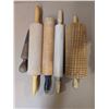 Image 1 : (4) Vintage Wooden Rolling Pins (1) Kruskal Vintage Rolling Pin and (1) Vintage Wooden Masher