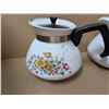 Image 3 : (2) Corning Ware 900mL teapots Floral Designs