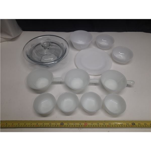Vintage Anchor Hocking Fire- King Milk Glass (4) Bowl, (3) Café Mug and Vintage Glassbake (3) Bowl, 