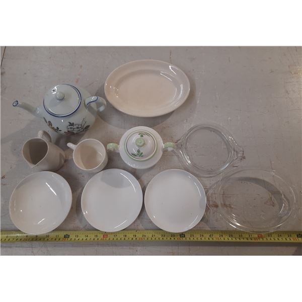 Box full of Vintage Misc. Glass/Dishware