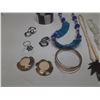 Image 2 : Lot of Jewelry. (Earings and Necklace)