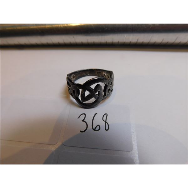 368.  STERLING SILVER RING SIZE 5