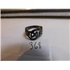 Image 1 : 368.  STERLING SILVER RING SIZE 5