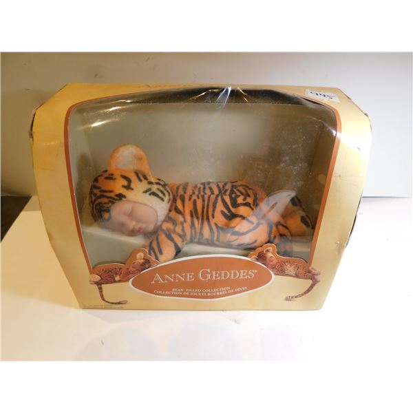 445.  ANNE GEDDES, DOLL IN BOX