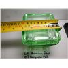 Image 3 : 451.  URANIUM GLASS REFRIGERATOR DISH, BEAUTIFUL GLOW