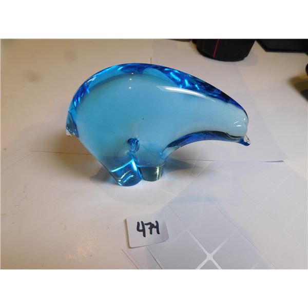 474.  BLUE ART GLASS POLAR BEAR
