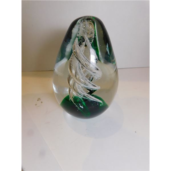 485.  TWISTY TREE PAPER WEIGHT TEARDROP SHAPE, 4.5 “TALL