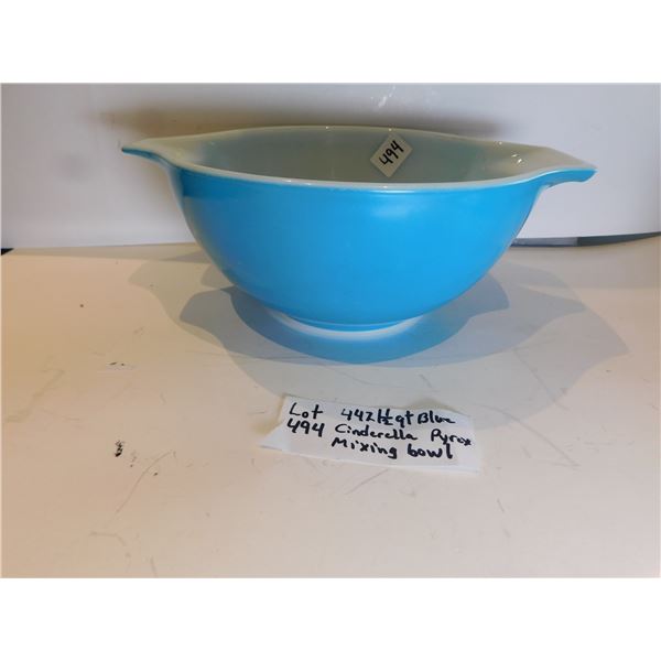 494.  442, 1 ½ QT PYREX BLUE CINDERELLA MIXING BOWL