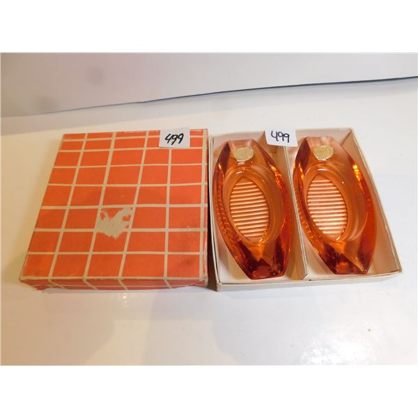 499.  CZECHOSLOVAKIAN, GLASS BOAT ASHTRAYS, PEACH COLOURED, BOHEMIA GLASS