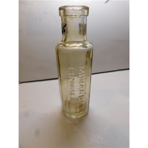 565.  SMOKY AMBER MINARD’S LINAMENT BOTTLE MAINE