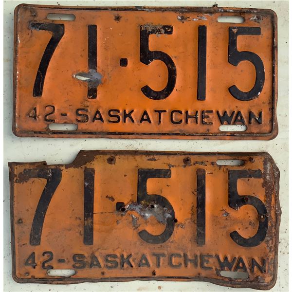 Matching Set of 1942 License Plates