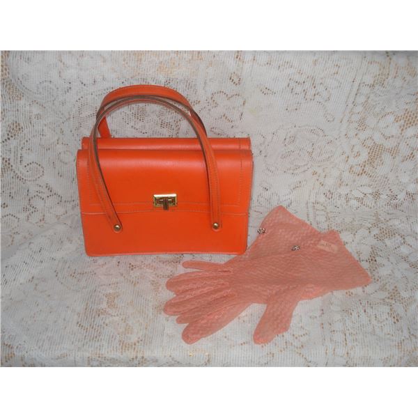 Vintage Accessory Items  Purse and Gloves