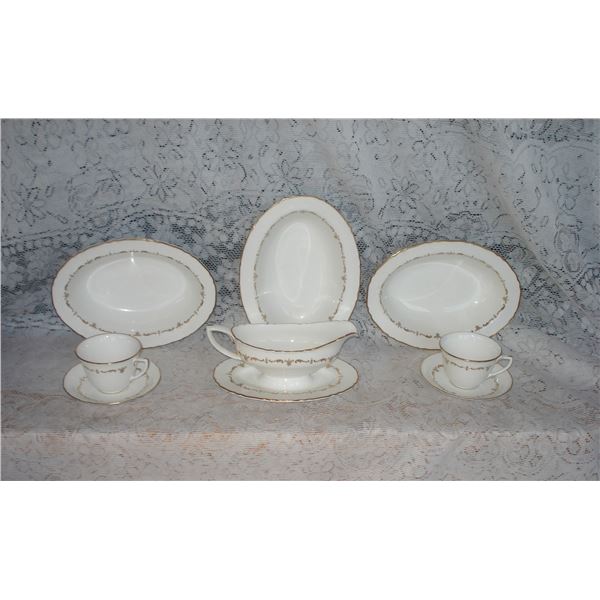 Lot of Royal orcester Fine Bone China  Gold Chantilly