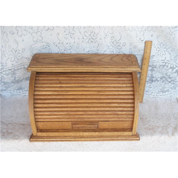 Vintage Roll Top Bread Keeper/Storage Box