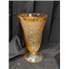 Image 1 : Lq. Depression Glass Vase