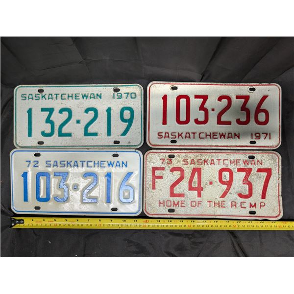 4 Different 1970s Saskatchewan license Plates