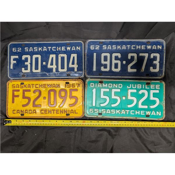 4 Different 1960s Saskatchewan license Plates