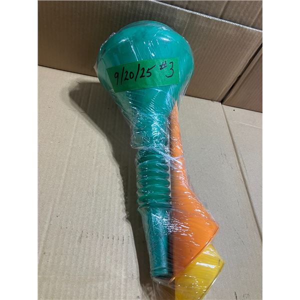 Misc Funnels 1 working, 2 for parts