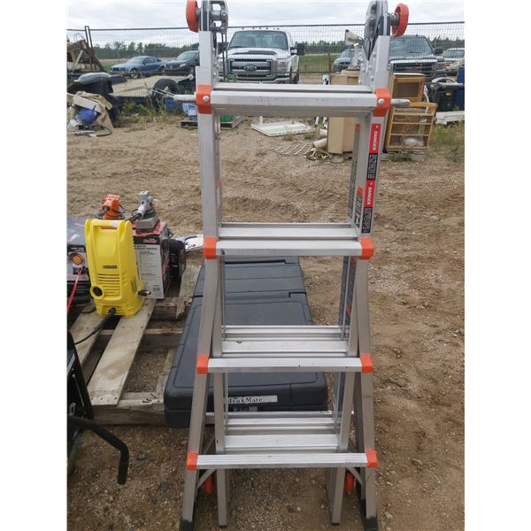 Ladder systems Little Giant Model 17Megalite\Class IA 300 lb/136 kg Size 9'-15'