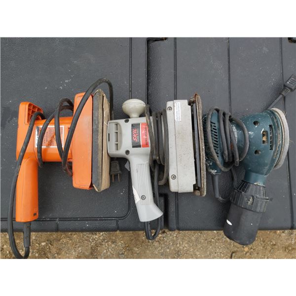 Electric sanders (x3) Black&Decker No.7432-04\Skil Finishing Sander\Orbital Sander