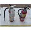 Image 1 : 2 full fire extinguishers