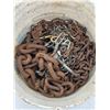 Image 2 : Bucket of chains