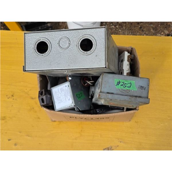 Box of Electrical - Disconnect Load Master ETC