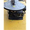 Image 4 : 16" Variable Speed scroll saw" in Good Condition