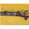 Image 2 : Tow Hitch c/w 2" Ball and Pin