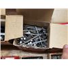 Image 4 : Lot of nails