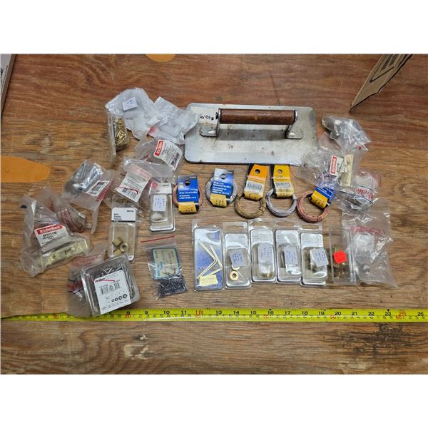 Lot of hardware for piping