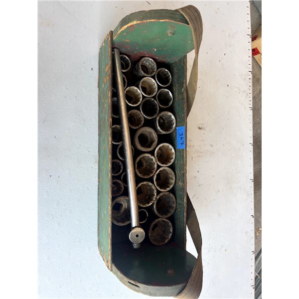 Wood Tool Box w/ 3/4" Sockets