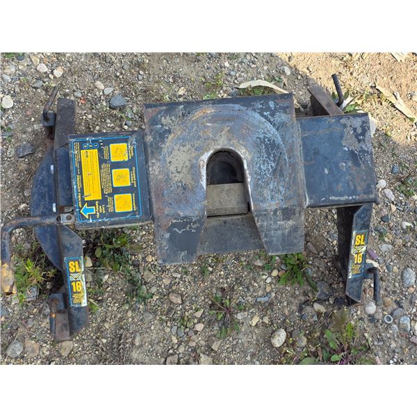 5 wheel hitch with no rails