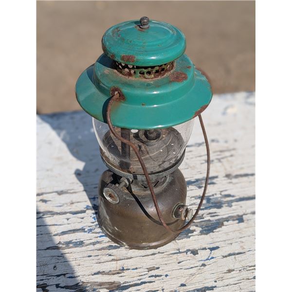 Vintage Coleman B46 w/ Glass Shade 14"