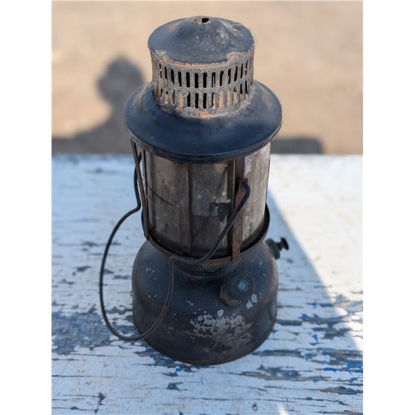 Vintage American gas machine Company Made in US Lantern