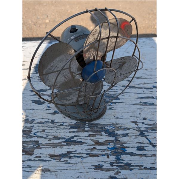 Vintage Polar Cub A.C. Gilbert Co. 4475 (Not Tested)