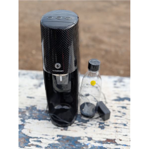 Soda Stream w/ Soda Stream Bottle and Cord (Works)