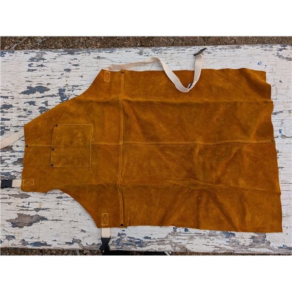 Great Condition Leather buckle Welding Apron 33" Length