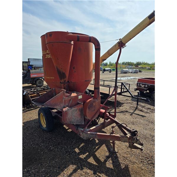 New holland 352 mix mill