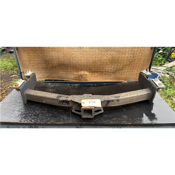 Ford V5 trailer hitch (class 5) almost new condition