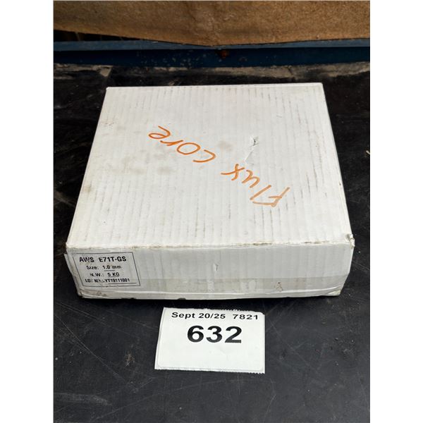 NIB 5kg roll of flux core welding wire