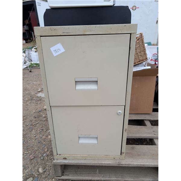 File Cabinet 25.5"x15"x18" and smaller File Like Items (ok Condition)