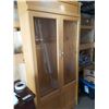 Image 1 : Cabinet with glass door
