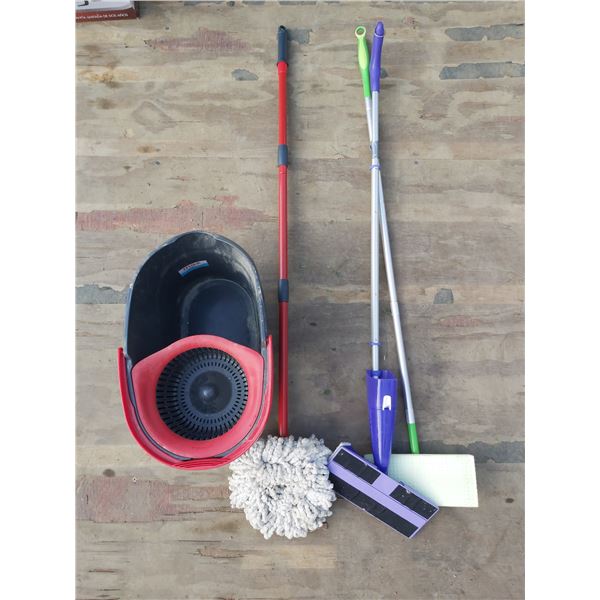 Lot of floor cleaning supplies (mops and bucket)