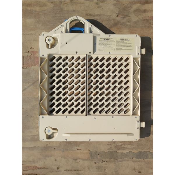 Fisher-price sure grip gate