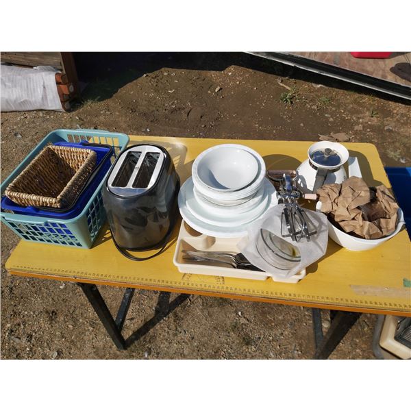 Everyday dishes (Teapot, toaster, silver ware)