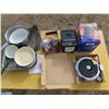 Image 1 : Lot of Hardware (cookware, heater)