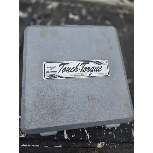 lot 835 12 volt tire wrench