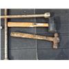 Image 2 : Hammers, tire iron, level and funnels